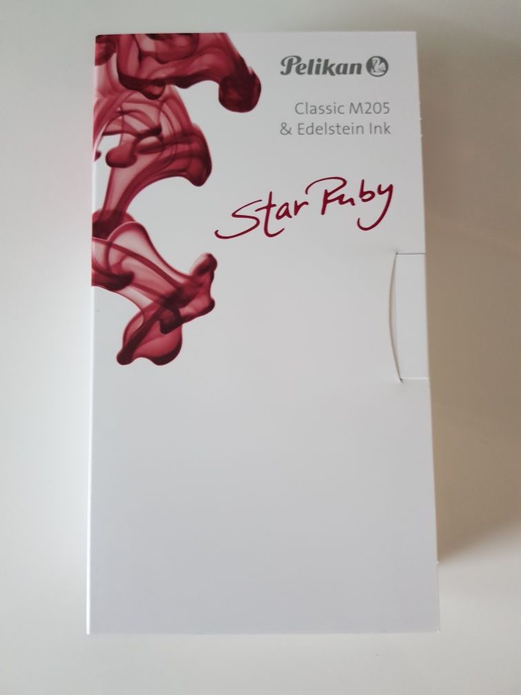 Pelikan M205 Star Ruby Ink of the Year