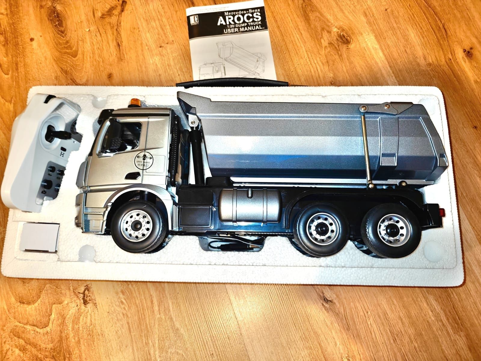 Wywrotka Arocs Rc