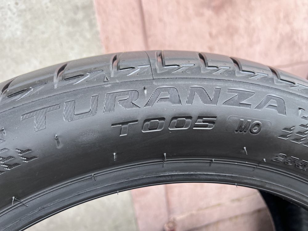 255/45/19 Bridgestone Turanza T005 255/45 R19 104Y