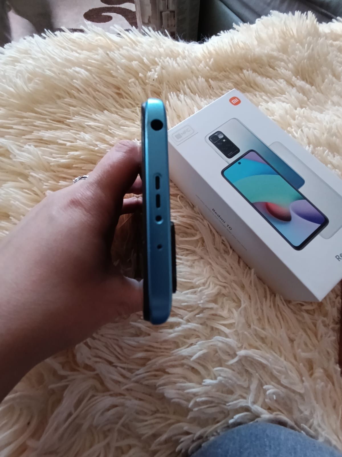 Продаю Xiomi Redmi 10