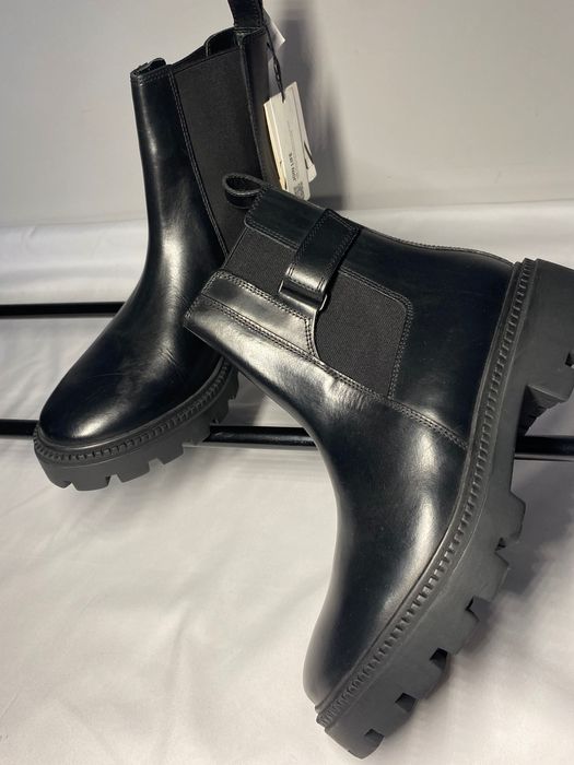 Zara взуття осіннє шкіряне 36 хакі. 39 чорні, 38 коричневі