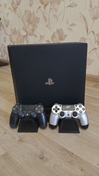 Sony PlayStation 4 Pro 1TB