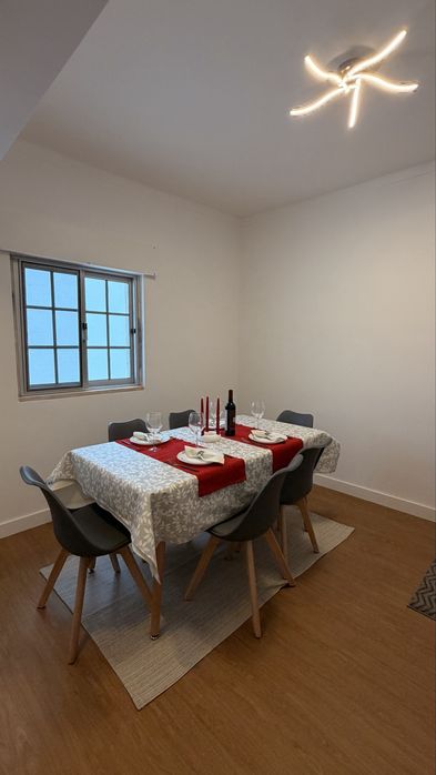 Moradia isolada com piscina terreno 2000m2