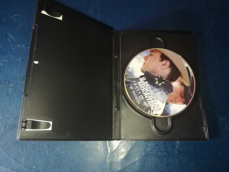 O SEGREDO DE BROKEBACK MOUNTAIN	DVD (legendado em Português)