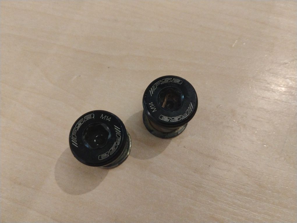 Śruby do suportu FSA Ultimax Ti Isis M14