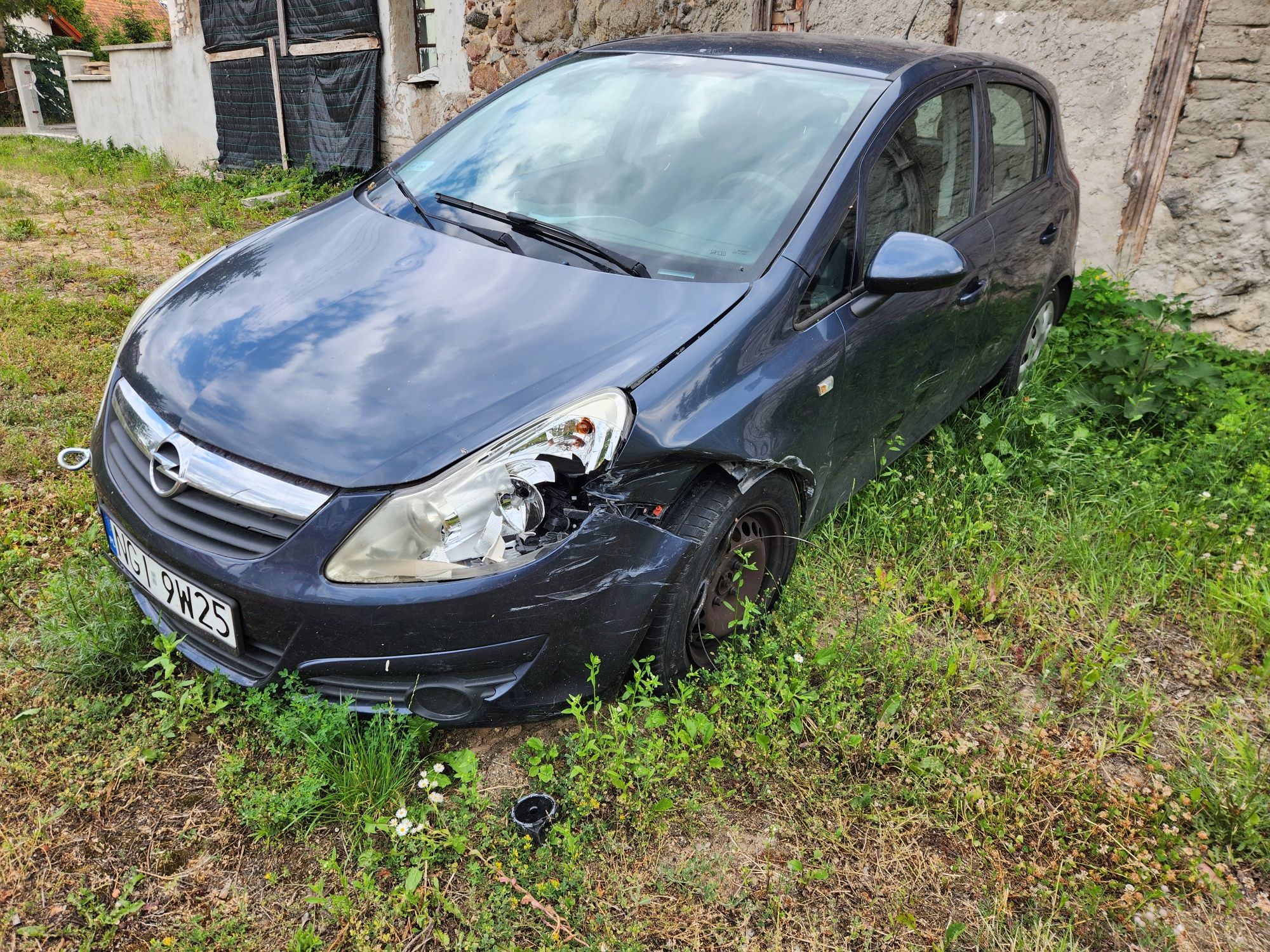 Opel Corsa D 1.4 benzyna 1wszy wlasciciel salon Polska 102tys.km klima
