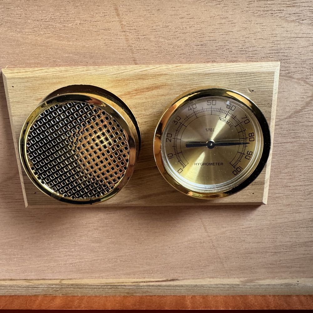 Humidor na cygara drewniany