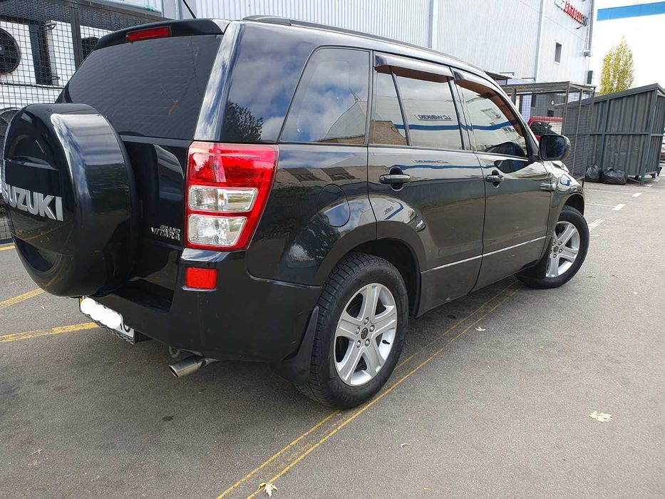 Продам Suzuki grand vitara в отличном состоянии. Газ/бензин