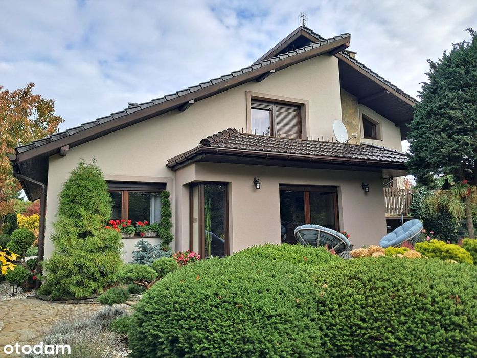 Dom z basenem w Turzy Śl.