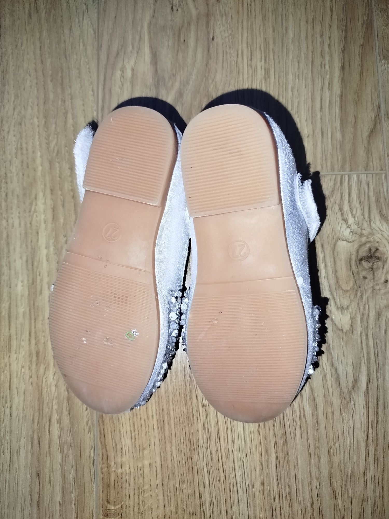 Buty dla dziewcyznki na wesele komunie chrzciny