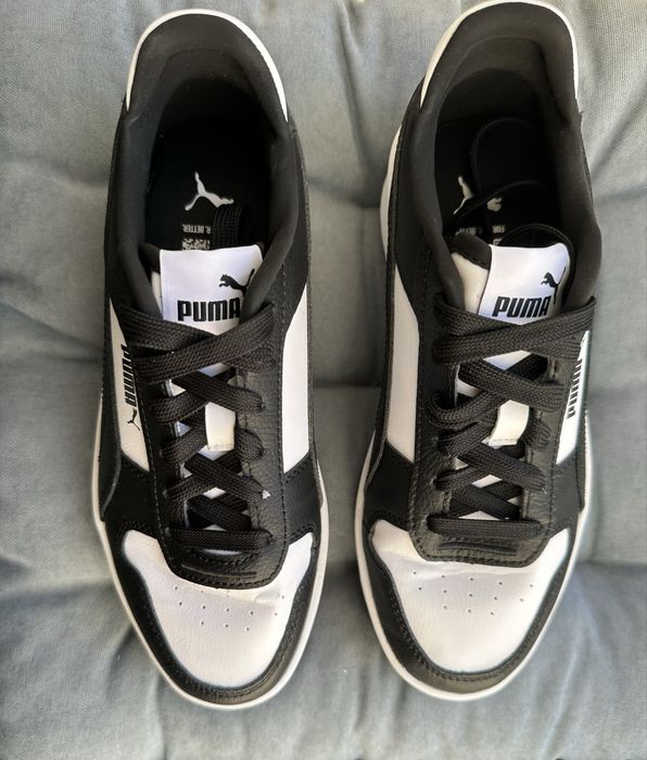 Жіночі кросівки Puma Carina Street