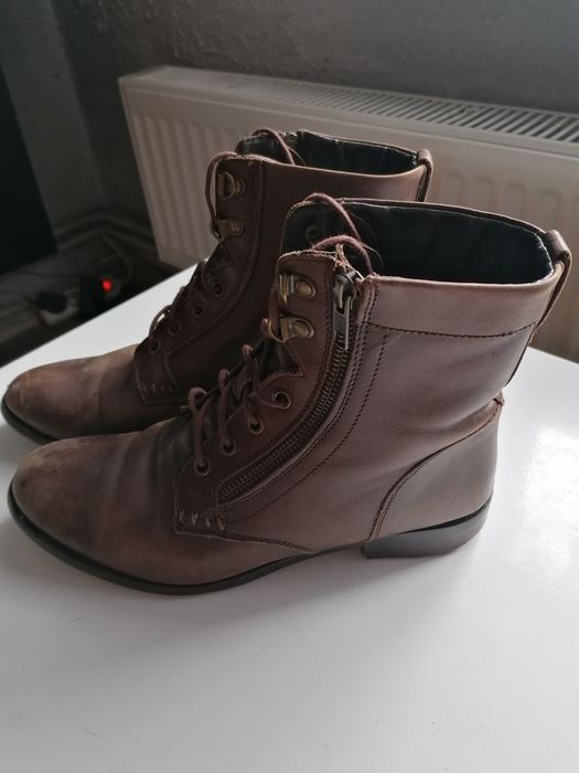 Botki skórzane brązowe 39