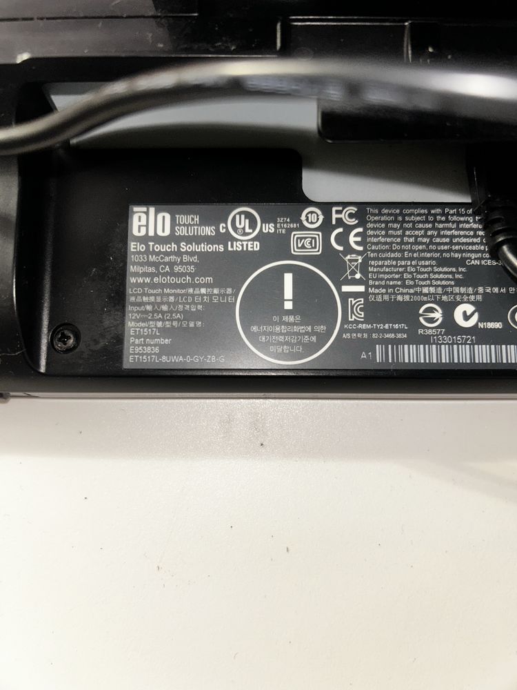 Monitor dotykowy ELO 1517L
