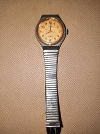 Часы женские Заря кварц СССР