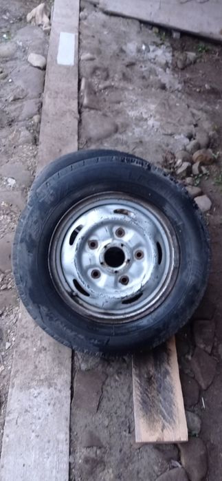 Диски з резиною на форт транзіт