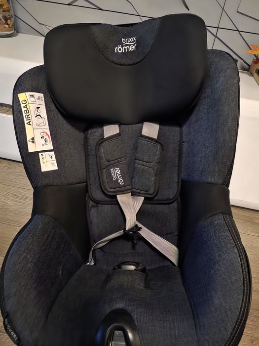 Fotelik samochodowy Britax Romer Dualfix M I-size