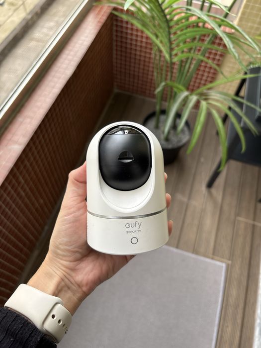 Eufy camara de segurança interna wifi 2K