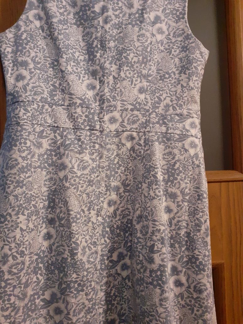 Sukienka elegancka na komunie