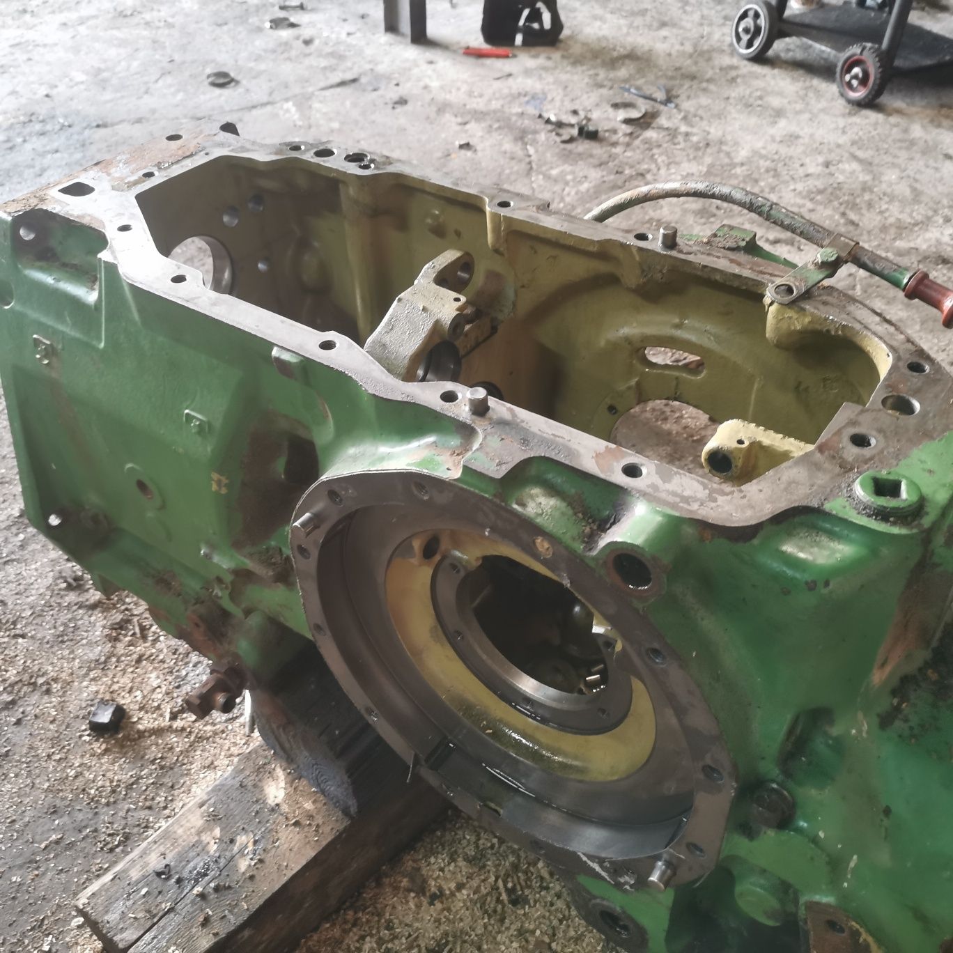 Obudowa mostu skrzyni biegów John deere 2040, 2140, 1640