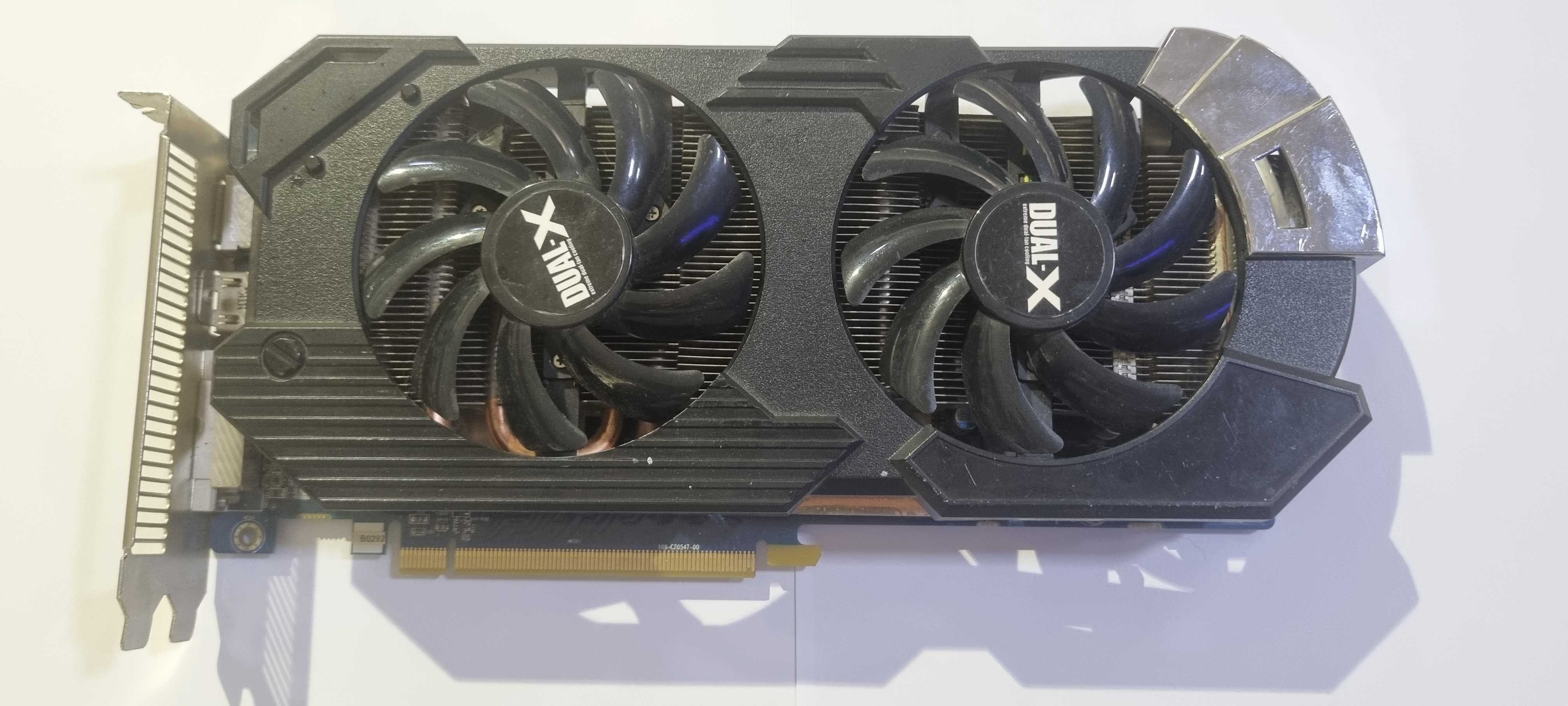 Видеокарта Sapphire HD6970 2048MB  на детали