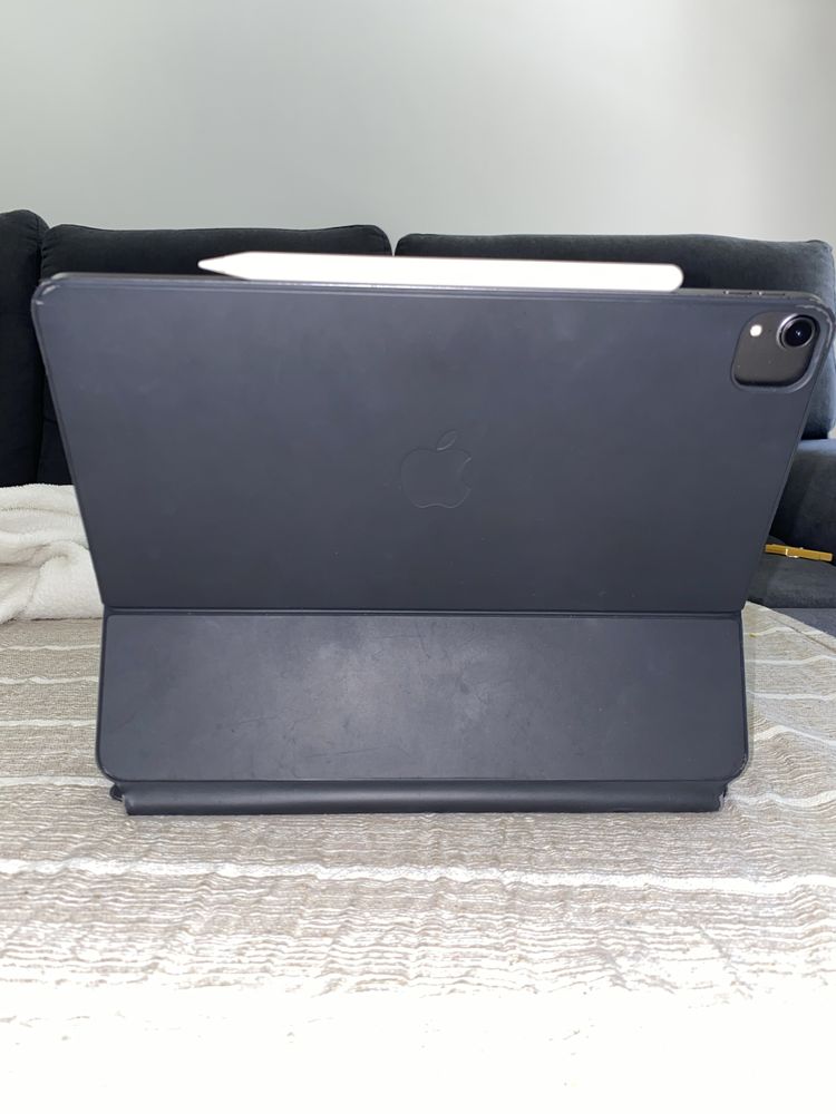Vendo Ipad Pro 12.9 como novo com todos os acessorios