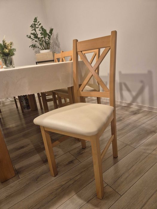 Stół rozkładany i krzesła zestaw do jadalni