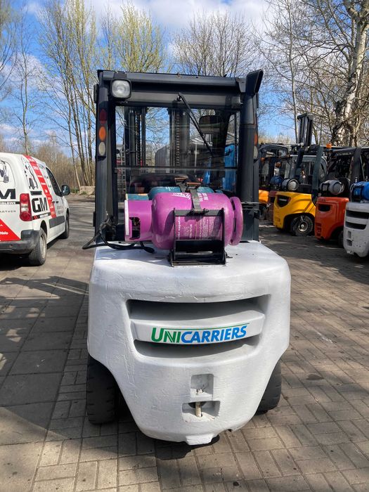 Wózek Widłowy Nissan Unicarriers 3500kg 2017R Pełna kabina ogrzewanie