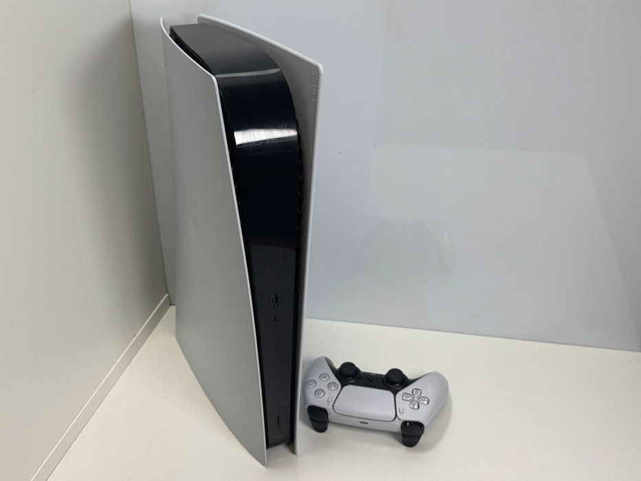 Konsola PlayStation 5 PS5 825GB z Padem Super Stan Gwarancja