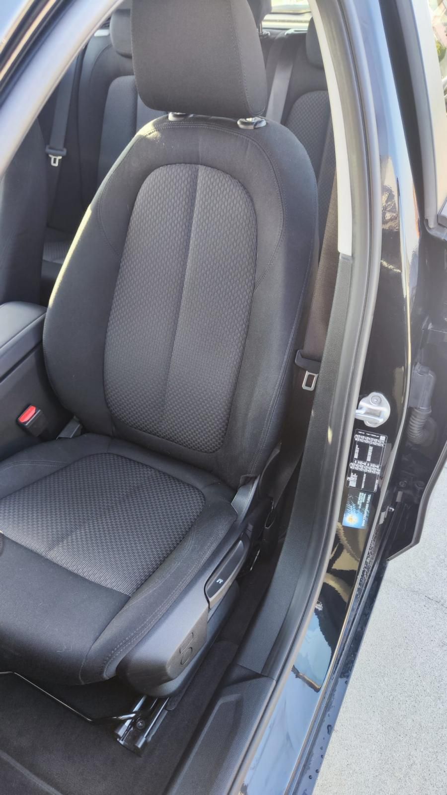 BMW 116  de 2022 com 75,000 kms