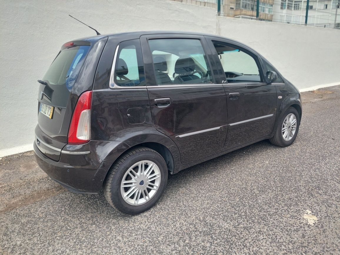 Lancia Musa 1.3 Multijet Diesel