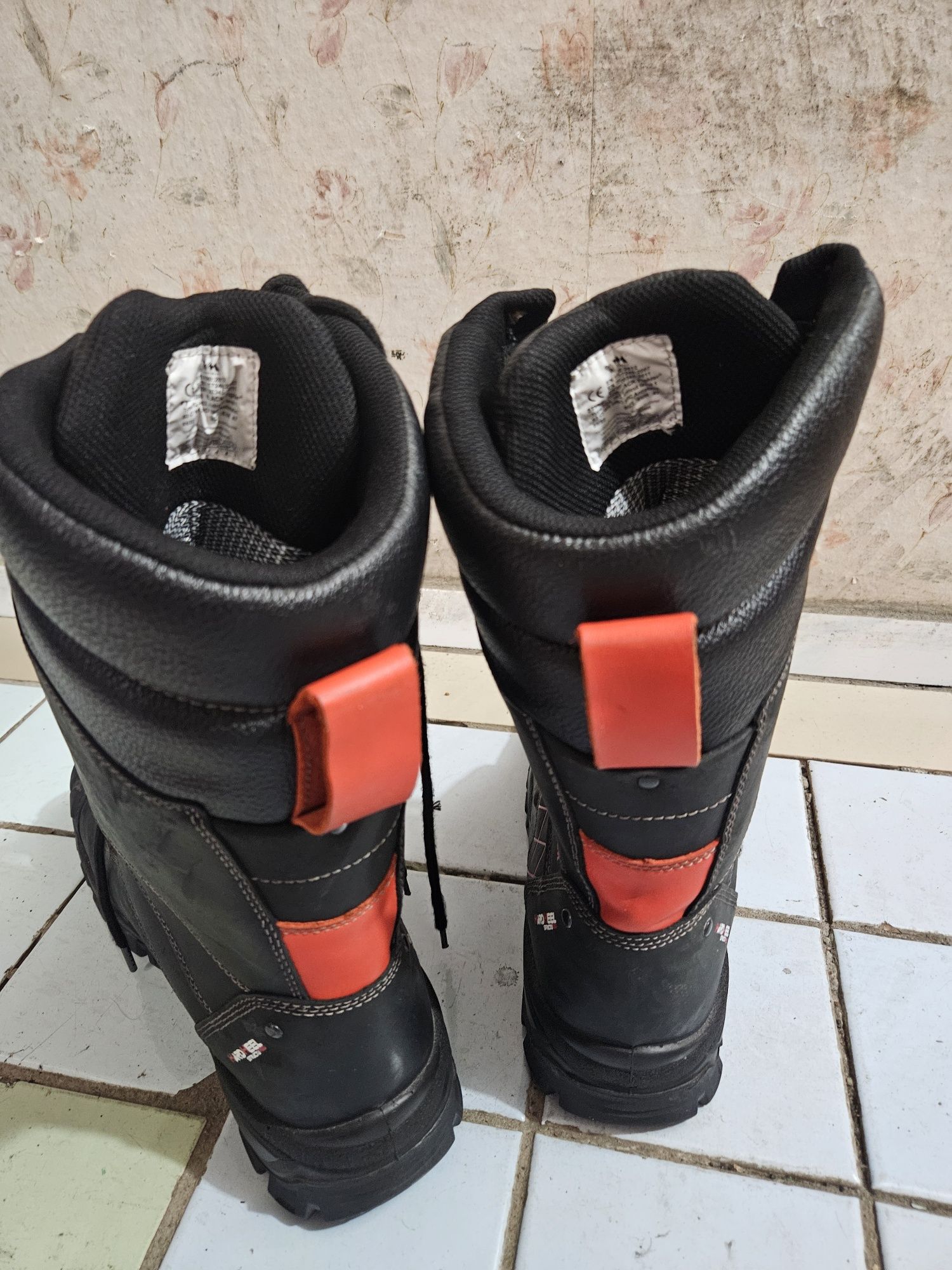 Пожежні боти ( взуття ) Black Fighter виробник VM FOOOT WEAR