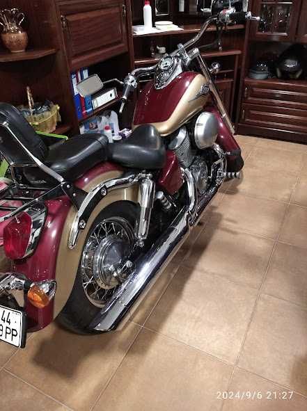 Honda Shadow VT 750