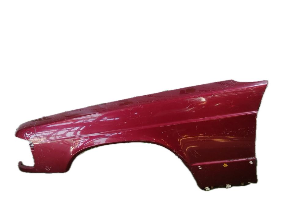 Guarda-lamas esquerdo MERCEDES-BENZ 190 (W201)