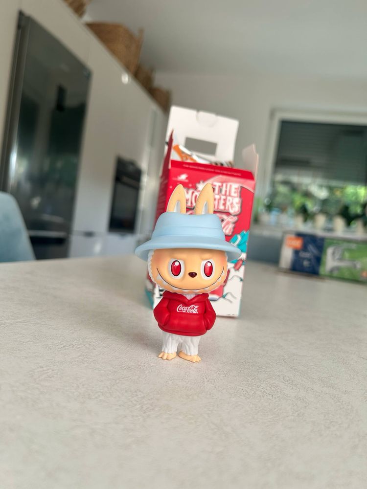 Labubu coca-cola