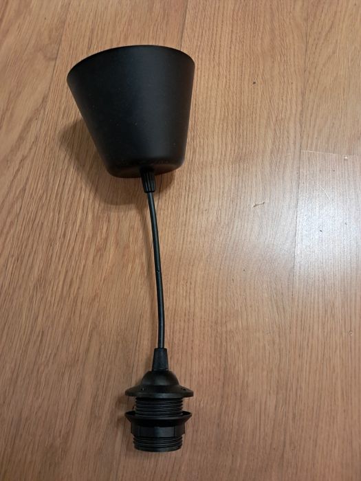 Oprawka do lampy wiszącej z kablem IKEA Hemma czarna