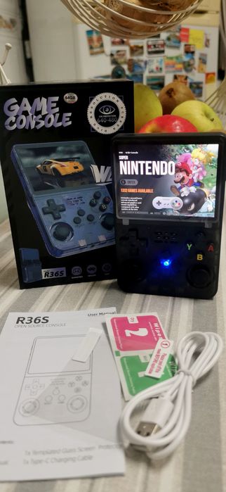 Consola portátil R36S - 64MB