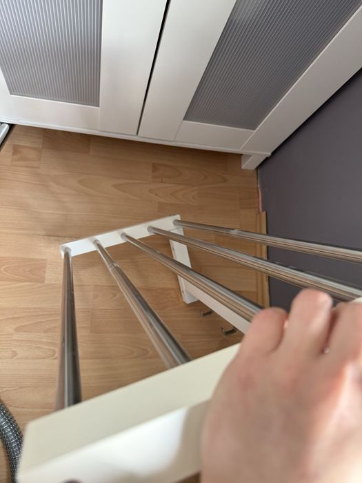 Półka na ścianę wieszak na kurtki Ikea Tjusig