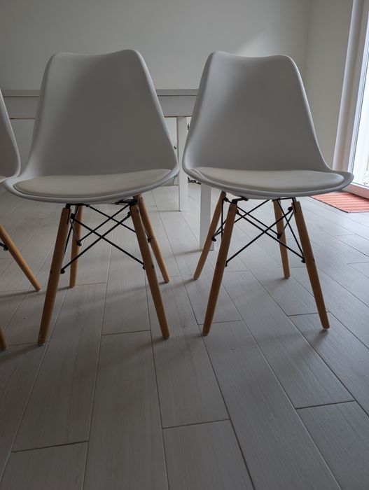 Vendo conjunto 4 cadeiras sklum