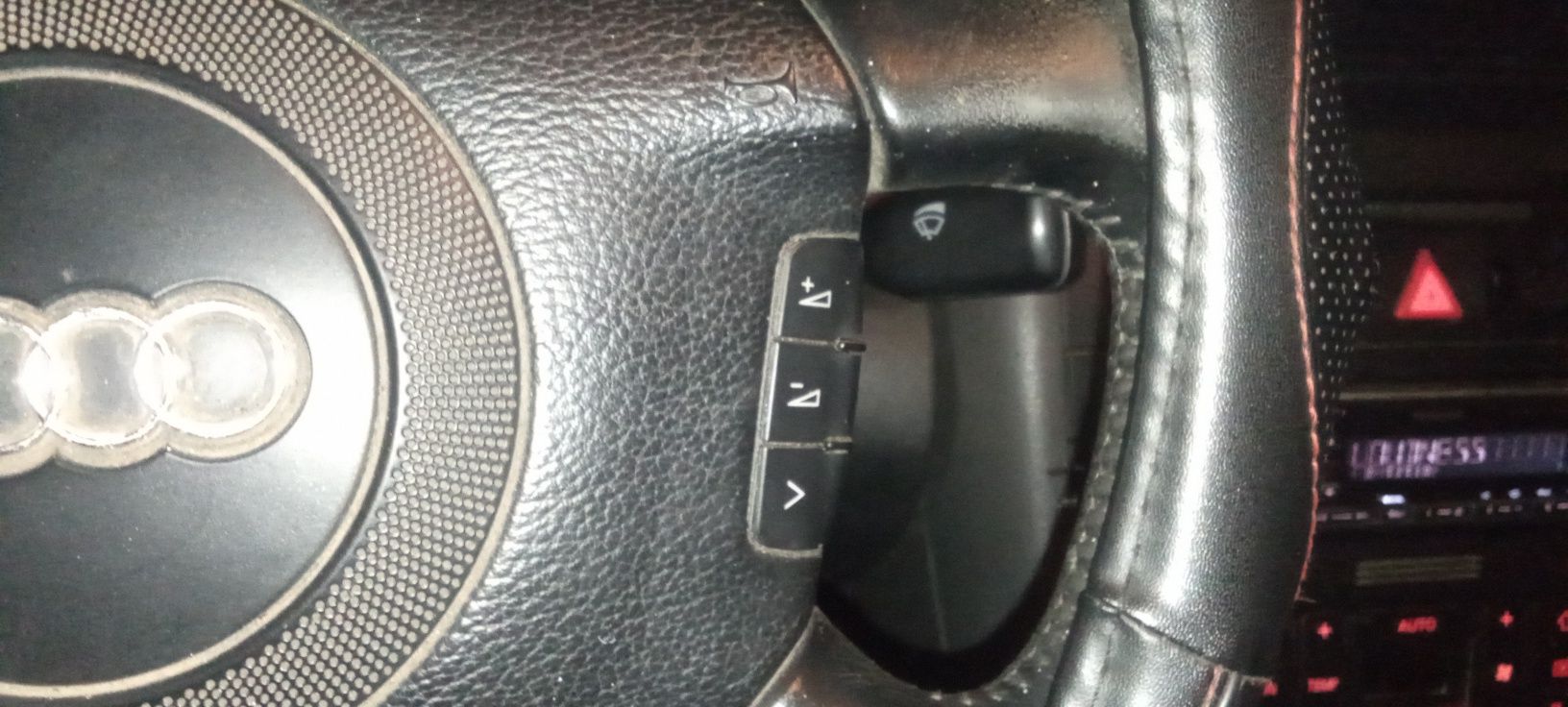 Audi A4 1.9tdi viatura de particular pode trazer mecânico