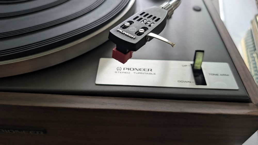 Вініловий програвач