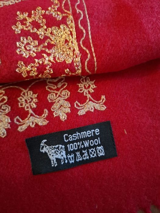 Szal kaszmirowy   nieużywany