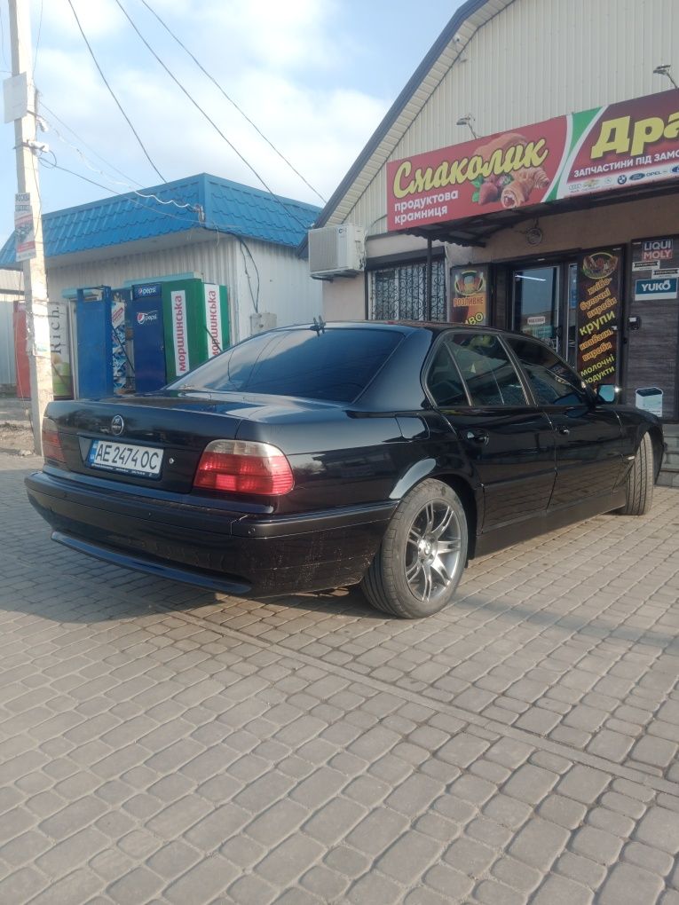 Bmw e38 735 m62tu