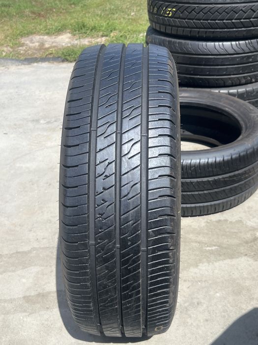 *Opona goodyear 215/60/17C pojedynka