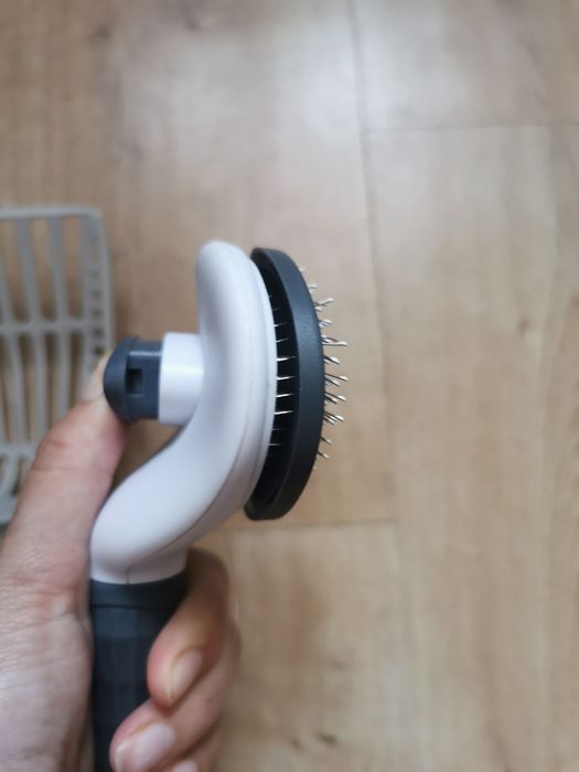 Szczotka samoczysząca Łopatka do kuwety Smycz