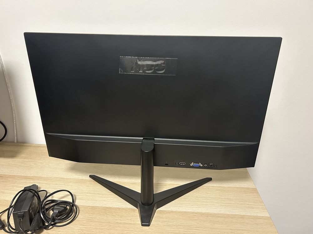 Monitor AOC 24’ Full HD