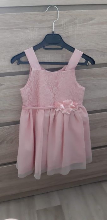 Платье розовое