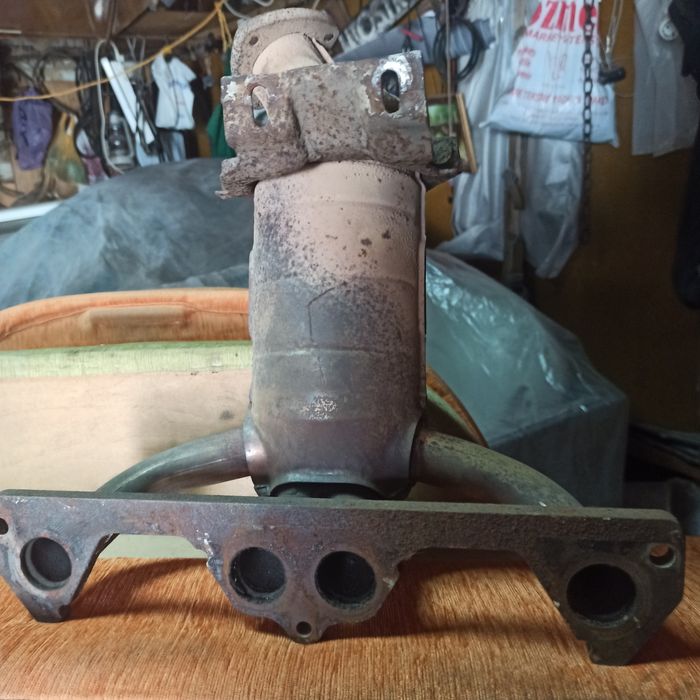 Коллектор для автомобиля ВАЗ. КАЛИНА1118.