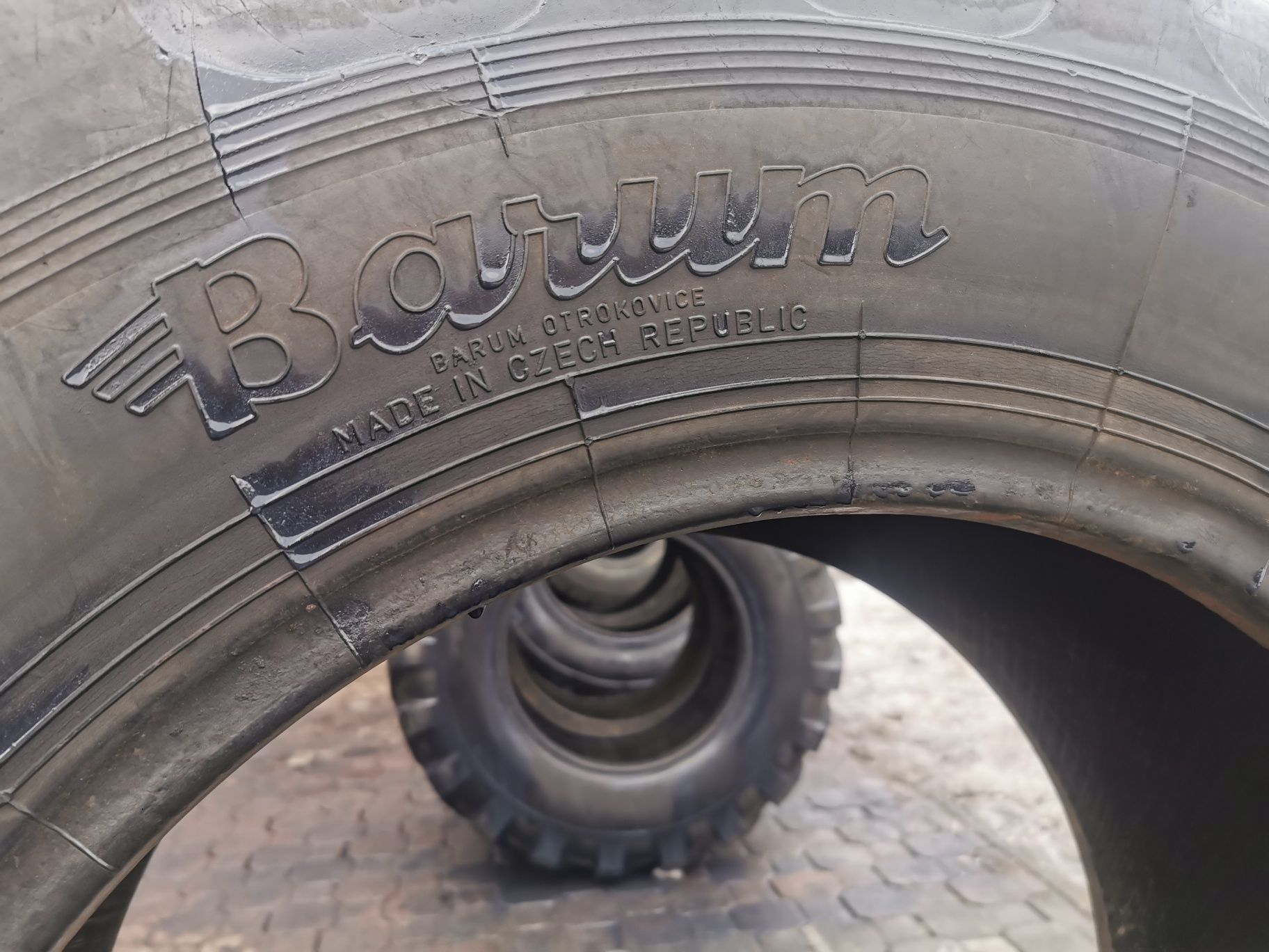 Opona 14.9 R24 ( 14.9-24 )  380/85R24 Barum