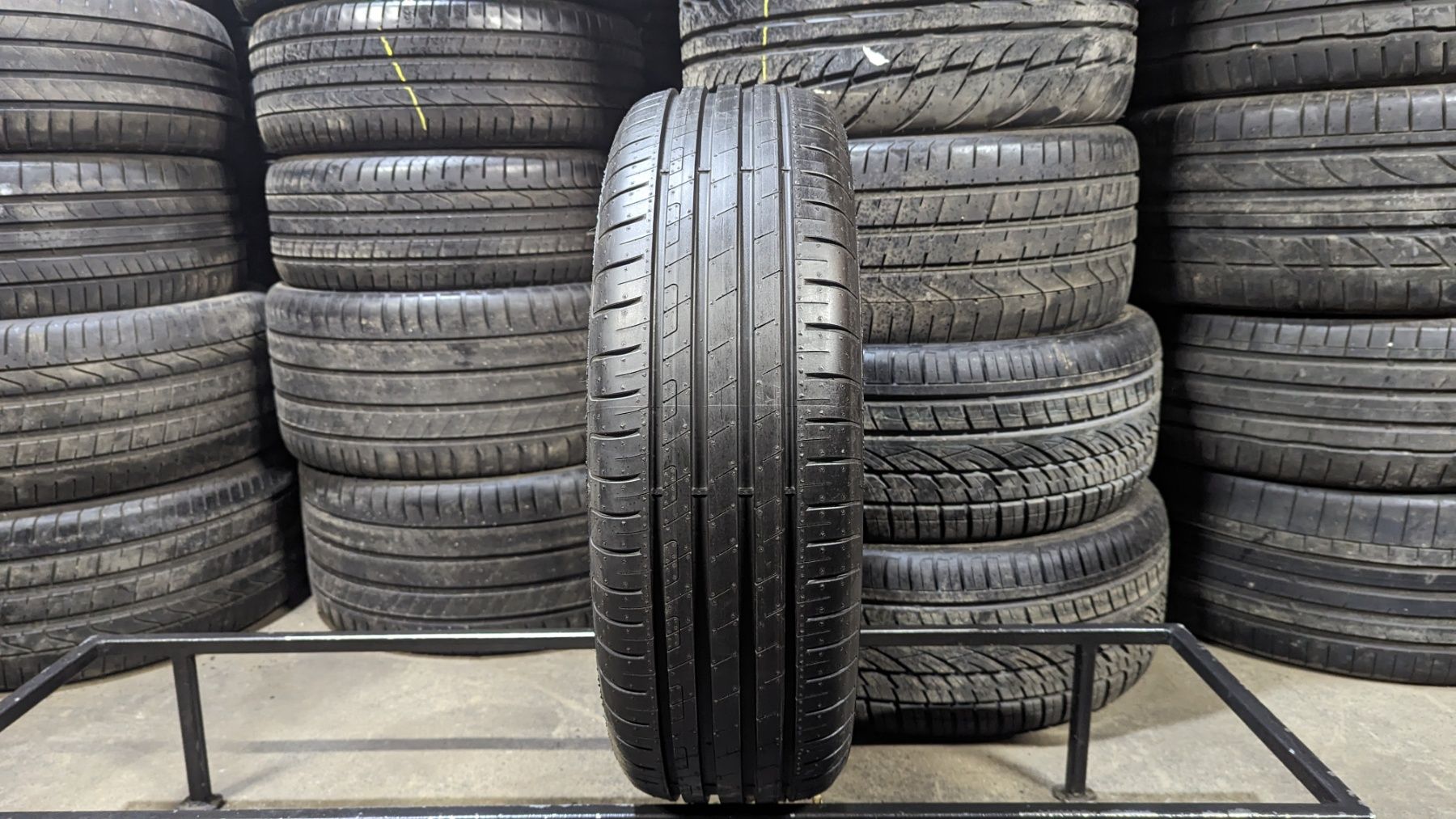 Шина 205/60 R 16 Good Year Efficient Grip Performance Нова. Розпаровка