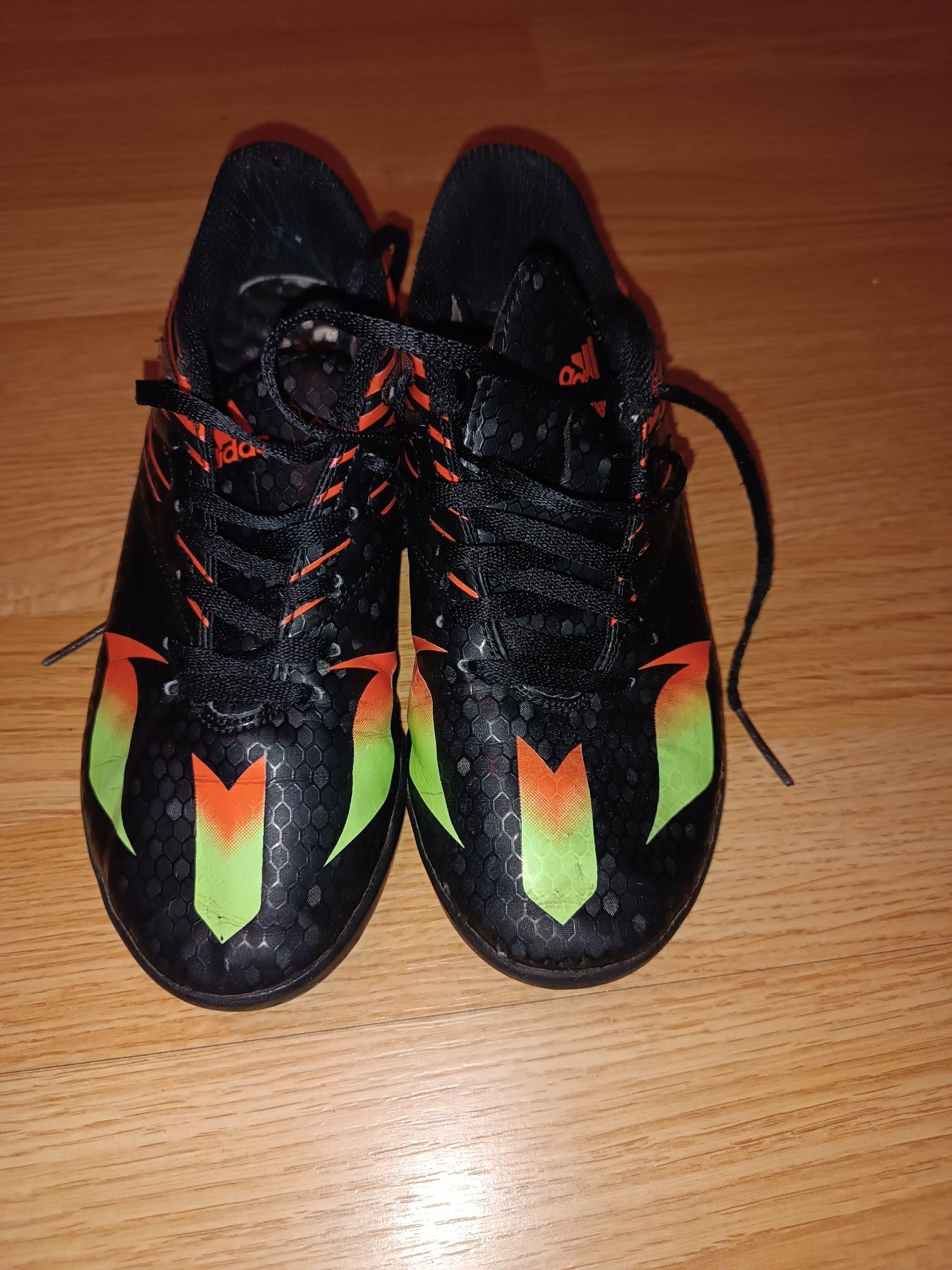Buty sportowe, halowe adidas, róż 35